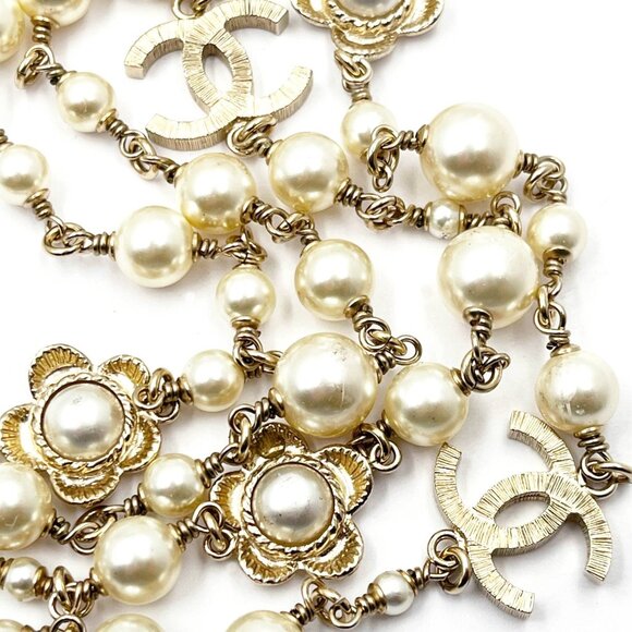 Chanel Gold Scratchy CC Gold Flower Pearl Long Necklace - Picture 4 of 5